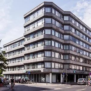 Visionapartments Frankfurt - Contactless Check-in アパート フランクフルト